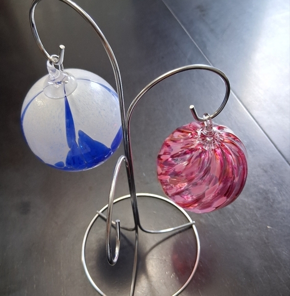Handcrafted Blown Glass Ornaments/Decor Multicolored    $25ea or 2/$40 - Picture 14 of 16